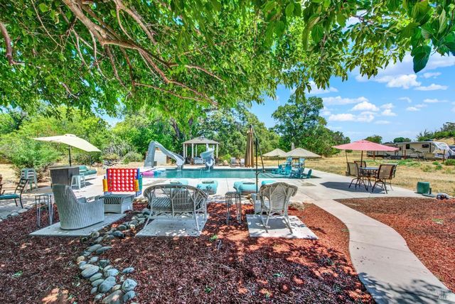7630 Acacia Ln, Vacaville, CA 95688