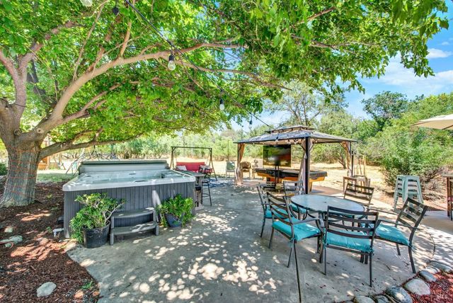 7630 Acacia Ln, Vacaville, CA 95688