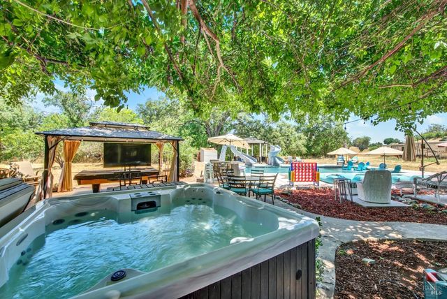 7630 Acacia Ln, Vacaville, CA 95688