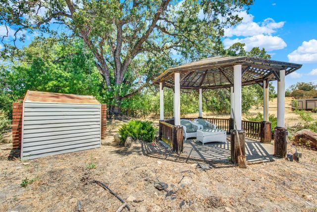 7630 Acacia Ln, Vacaville, CA 95688