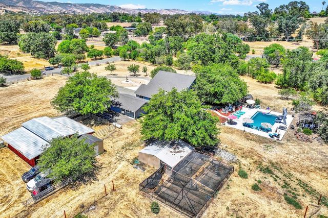 7630 Acacia Ln, Vacaville, CA 95688