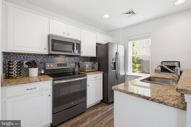 307 CABOT CIR, Willow Street, PA 17584