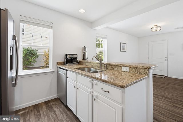 307 CABOT CIR, Willow Street, PA 17584