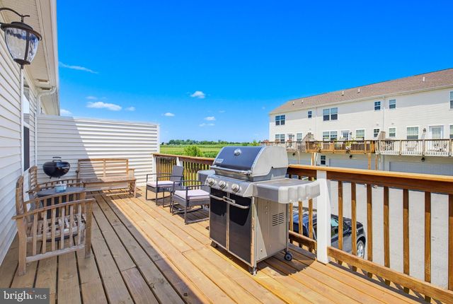 307 CABOT CIR, Willow Street, PA 17584