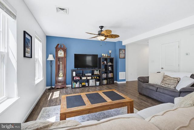 307 CABOT CIR, Willow Street, PA 17584