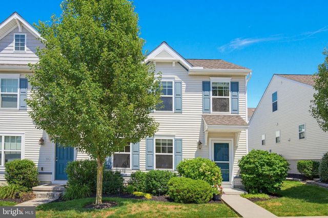 307 CABOT CIR, Willow Street, PA 17584