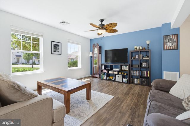 307 CABOT CIR, Willow Street, PA 17584