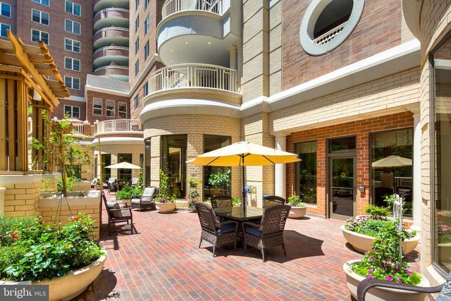 900 N Taylor St Apt 1925, Arlington, VA 22203