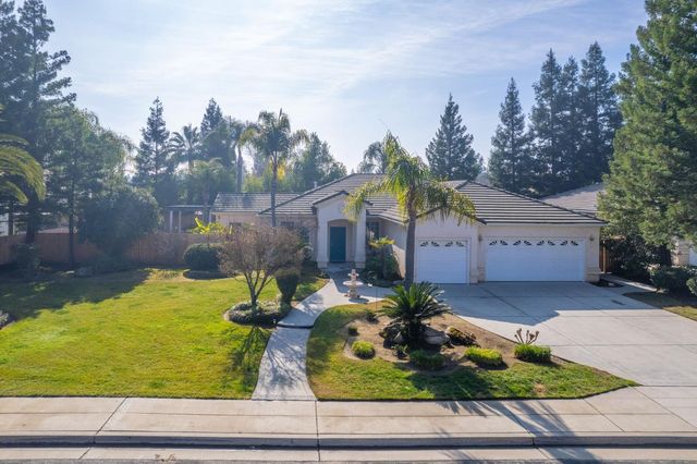 2480 Alamos Avenue, Clovis, CA 93611