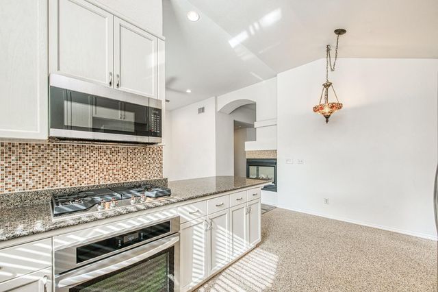 2480 Alamos Avenue, Clovis, CA 93611