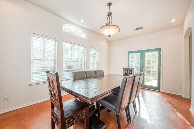 2480 Alamos Avenue, Clovis, CA 93611