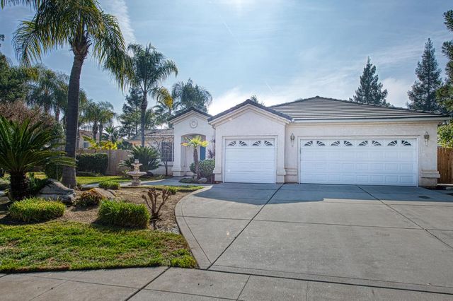 2480 Alamos Avenue, Clovis, CA 93611