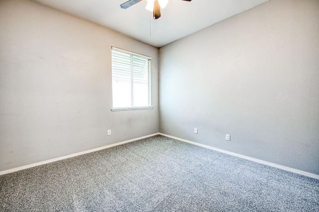 2480 Alamos Avenue, Clovis, CA 93611