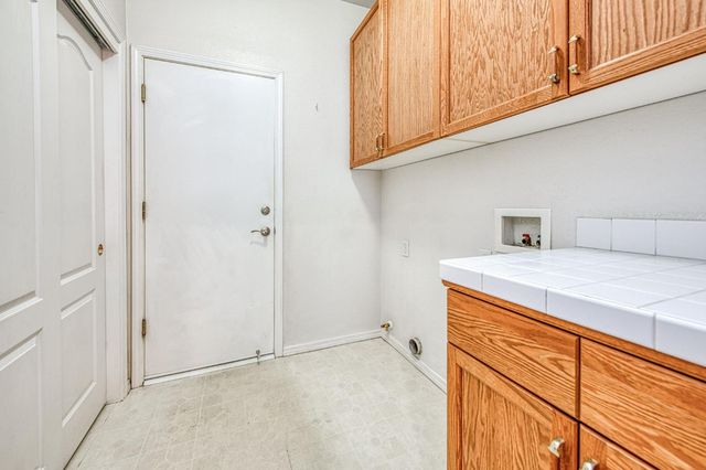 2480 Alamos Avenue, Clovis, CA 93611