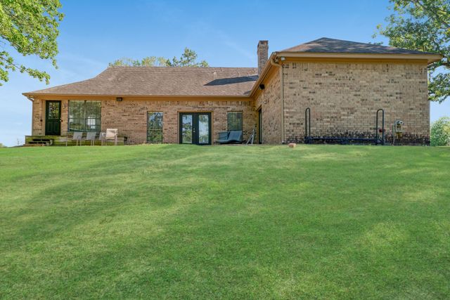 3893 FM 906, Powderly, TX 75473