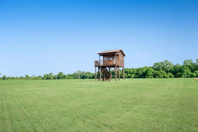 3893 FM 906, Powderly, TX 75473