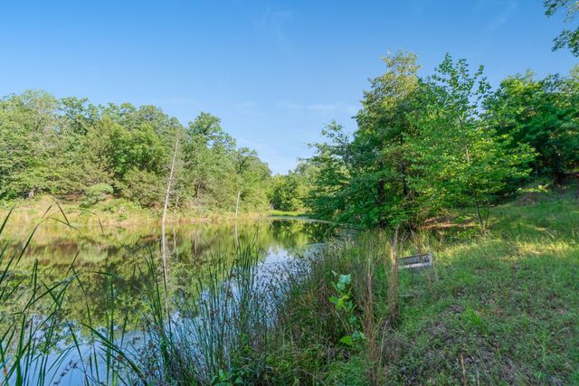 3893 FM 906, Powderly, TX 75473