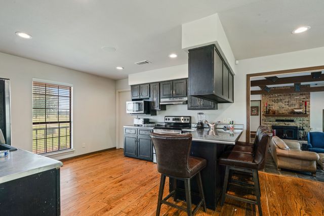 3893 FM 906, Powderly, TX 75473