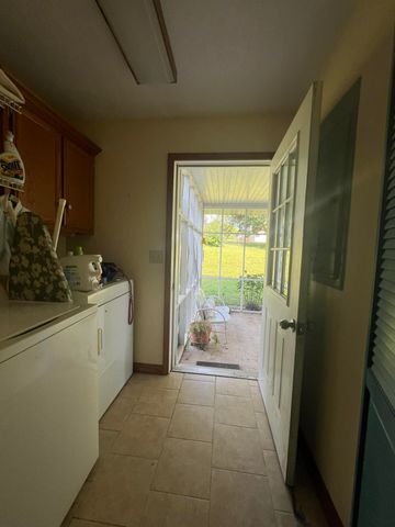 1014 Sassafras Street, Willow Springs, MO 65793