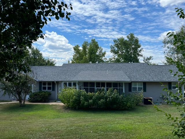 1014 Sassafras Street, Willow Springs, MO 65793