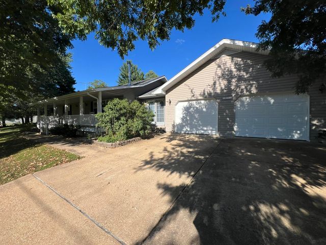 1014 Sassafras Street, Willow Springs, MO 65793