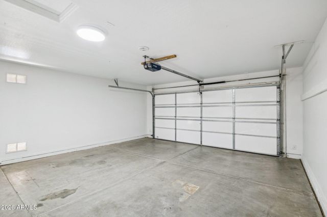 26005 N 44TH Avenue, Phoenix, AZ 85083