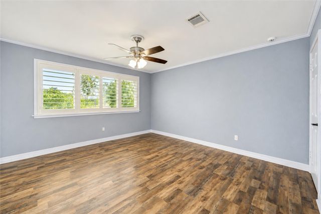 407 Barkers Landing Court, Houston, TX 77079