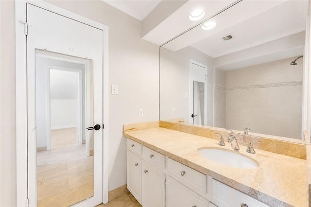 407 Barkers Landing Court, Houston, TX 77079
