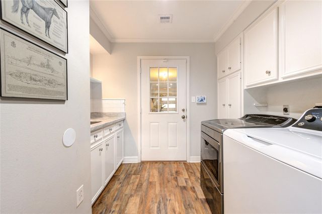 407 Barkers Landing Court, Houston, TX 77079