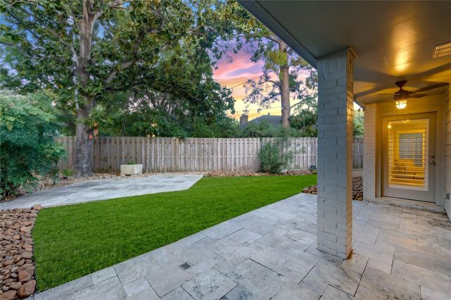 407 Barkers Landing Court, Houston, TX 77079