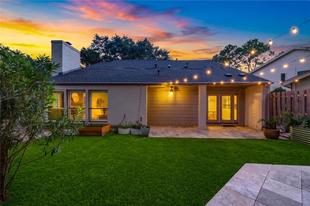 407 Barkers Landing Court, Houston, TX 77079