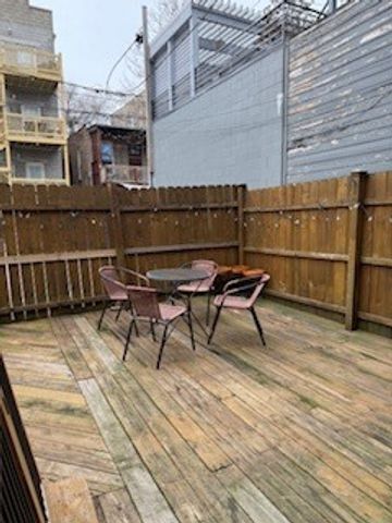 1255 N Honore Street 1, Chicago, IL 60622