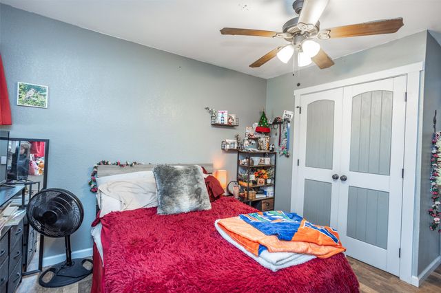 1907 Bridle Lane, Gainesville, TX 76240