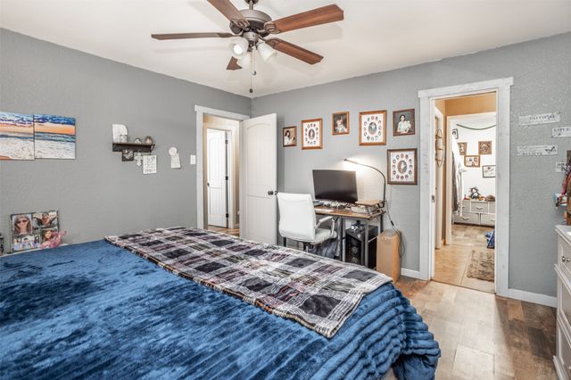 1907 Bridle Lane, Gainesville, TX 76240