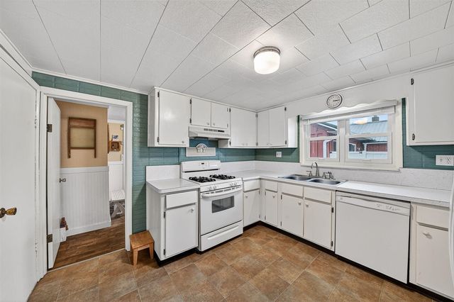 70104 Treasure Island Road, Union, MI 49130