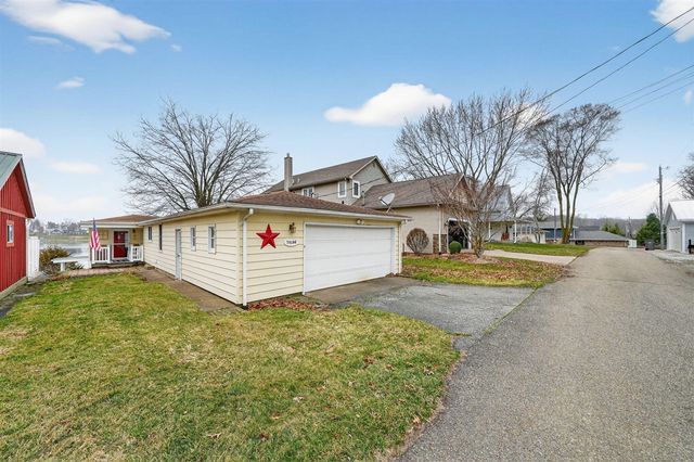 70104 Treasure Island Road, Union, MI 49130