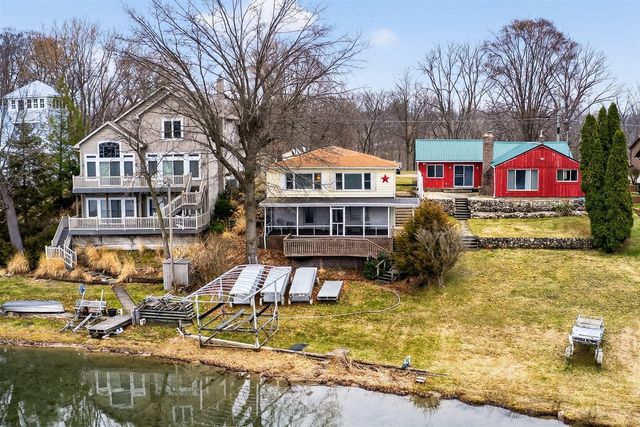 70104 Treasure Island Road, Union, MI 49130