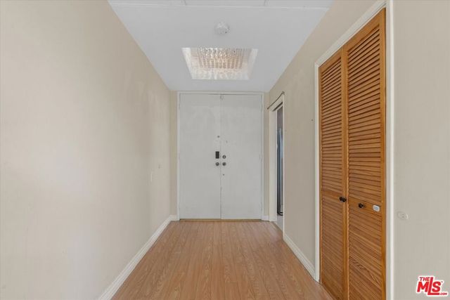 2175 S Beverly Glen Boulevard 406, Los Angeles, CA 90025