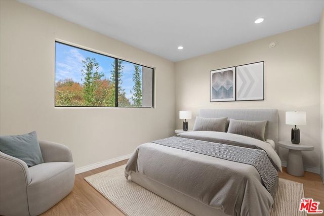 2175 S Beverly Glen Boulevard 406, Los Angeles, CA 90025