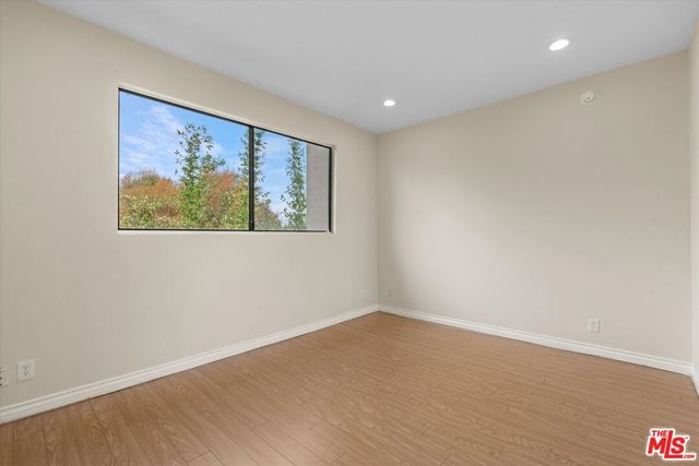 2175 S Beverly Glen Boulevard 406, Los Angeles, CA 90025