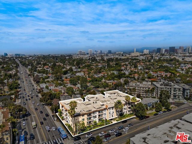 2175 S Beverly Glen Boulevard 406, Los Angeles, CA 90025