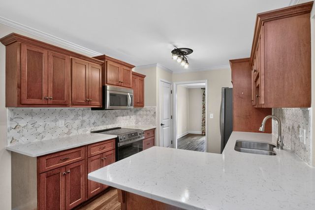 618 Virginia Belle Dr, Smyrna, TN 37167