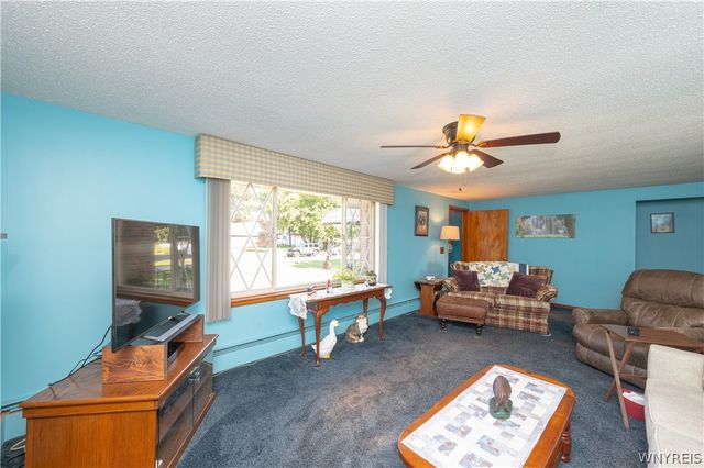4502 Gentwood Drive, Clarence, NY 14221