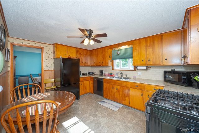 4502 Gentwood Drive, Clarence, NY 14221