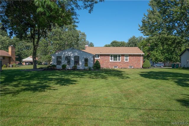 4502 Gentwood Drive, Clarence, NY 14221
