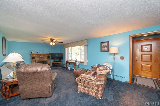 4502 Gentwood Drive, Clarence, NY 14221