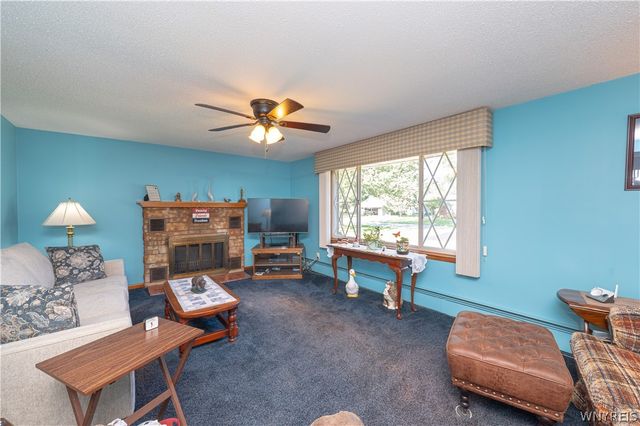 4502 Gentwood Drive, Clarence, NY 14221