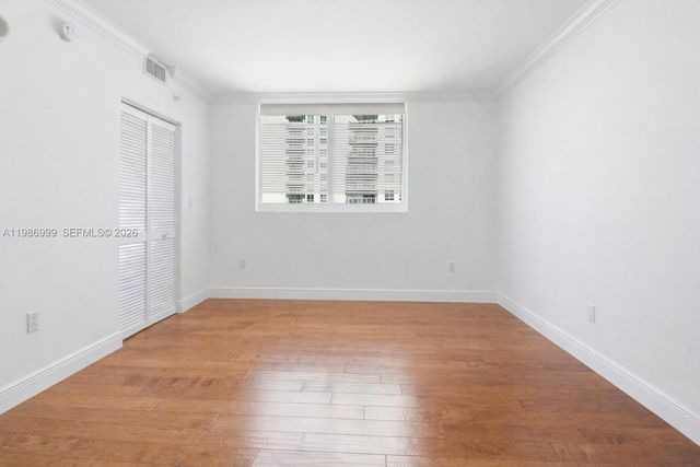 1800 N Bayshore Dr 3115, Miami, FL 33132