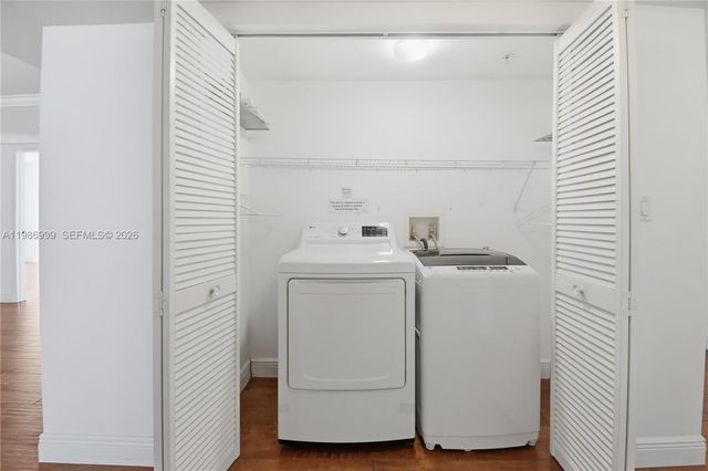 1800 N Bayshore Dr 3115, Miami, FL 33132