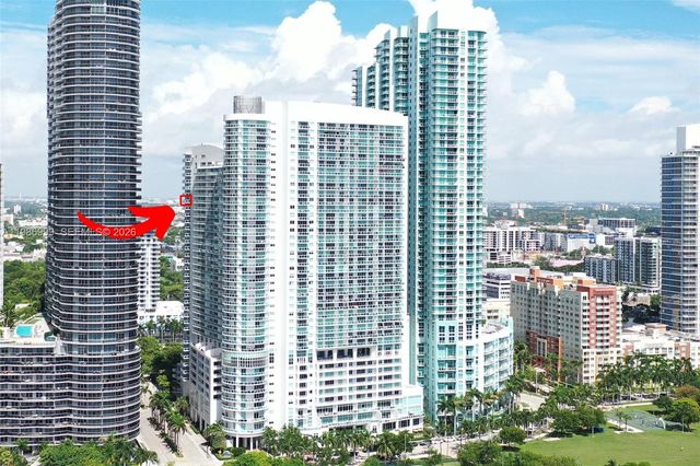 1800 N Bayshore Dr 3115, Miami, FL 33132